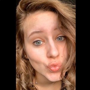 Meet your Posher, Allyson